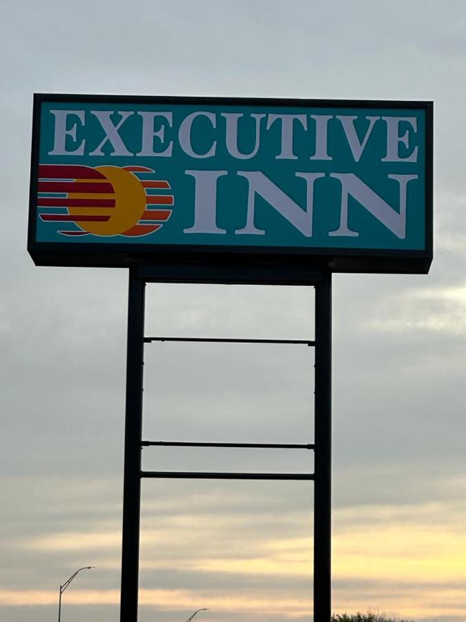 Executive Inn Robstown Extérieur photo