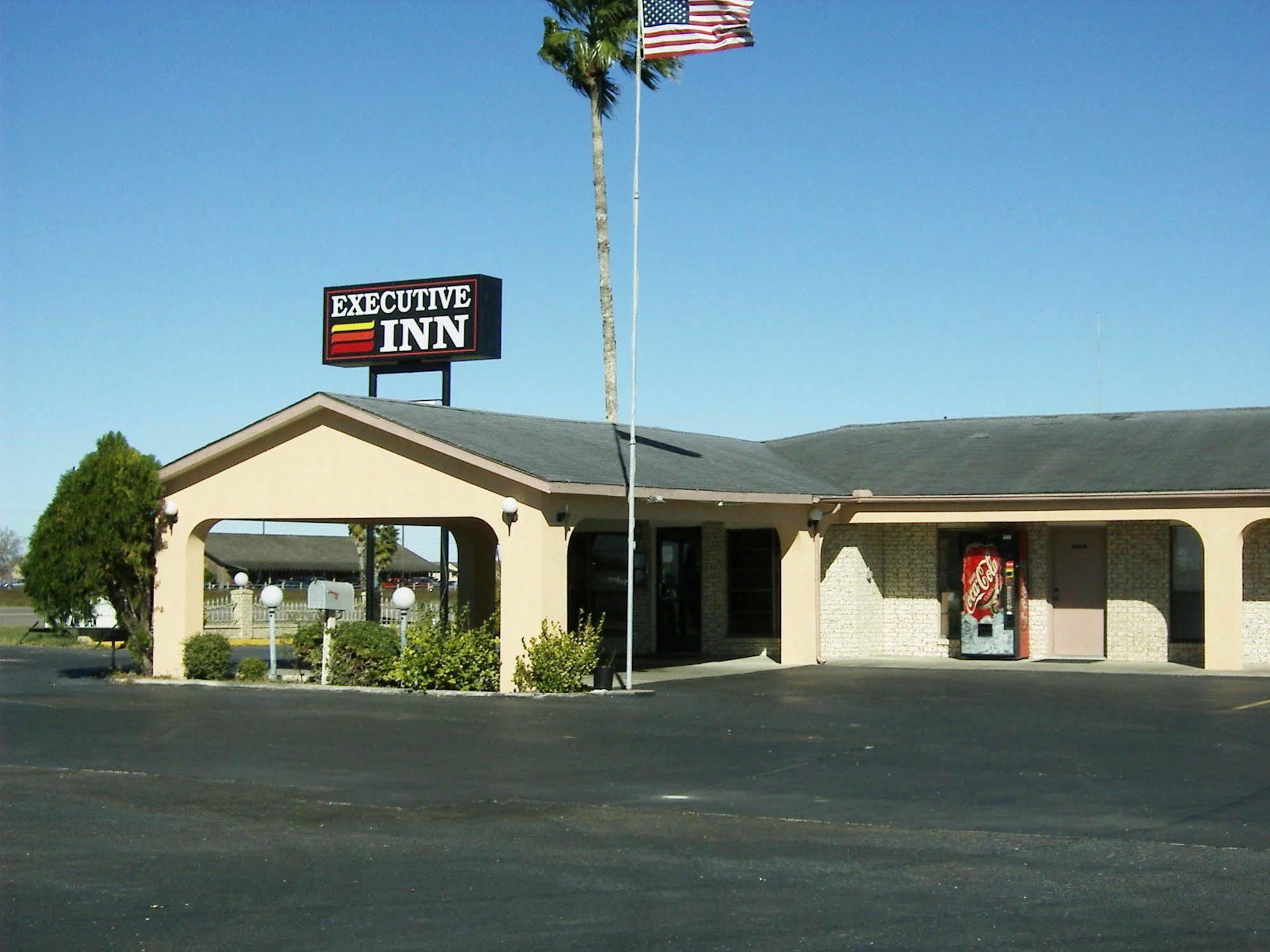 Executive Inn Robstown Extérieur photo